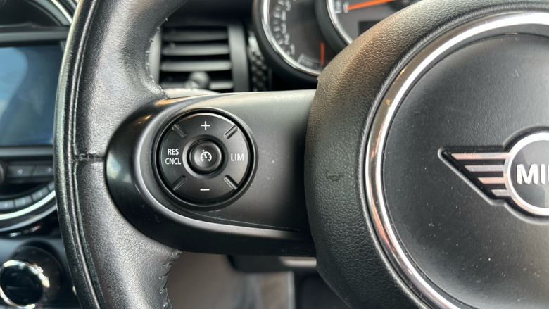 MINI Hatchback 2.0 Cooper S Classic II 3dr Auto Petrol Hatchback